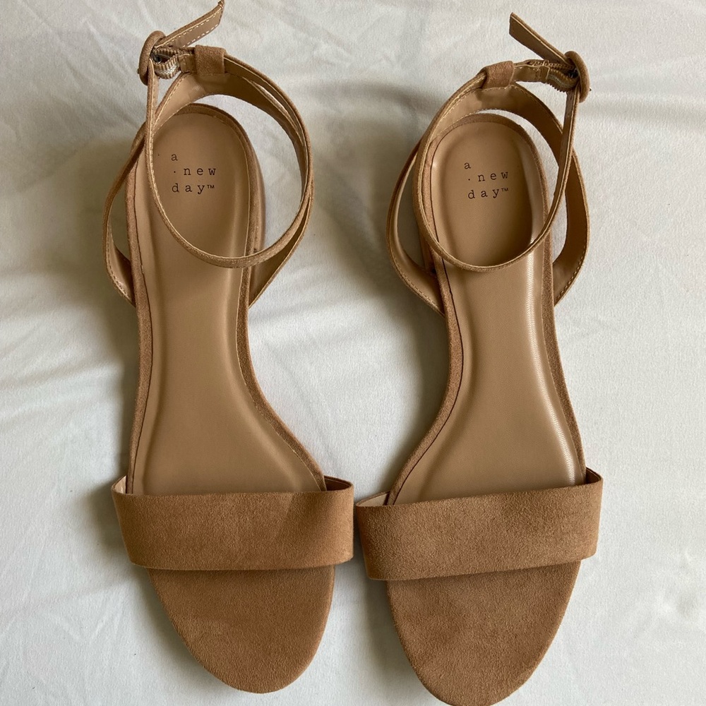 Tan heels
